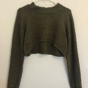 KNIT SWEATER CROP TOP
